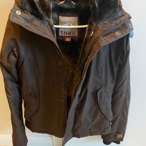 ARITZIA Bear Paw Jacket, Brown size Snall